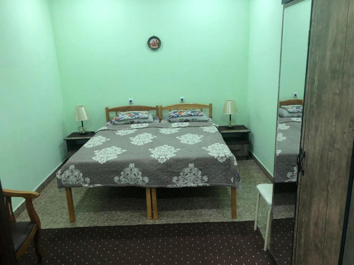 Hostel Bukhara Gold Tasken Kültér fotó